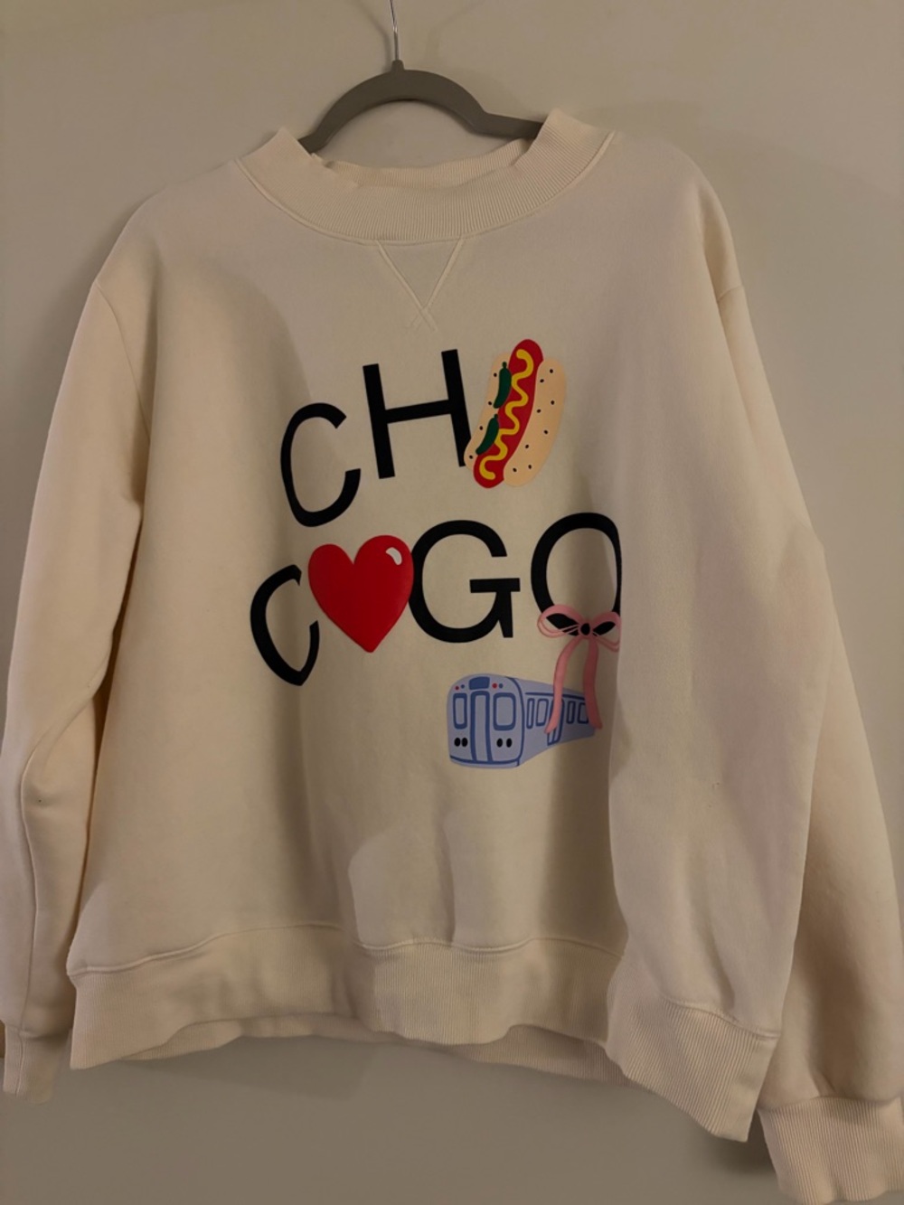 Alice and Wonder Chicago Mockneck